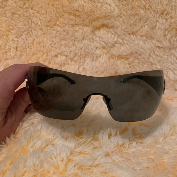 GUC BVLGARI sunglasses w/case 🖤 - Picture 1 of 11